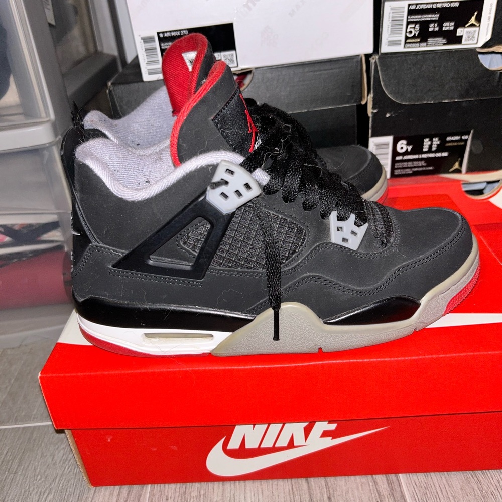 jordan 4